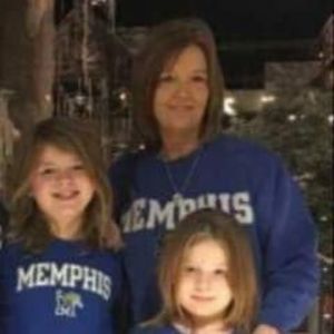 Meet your Posher, Debra